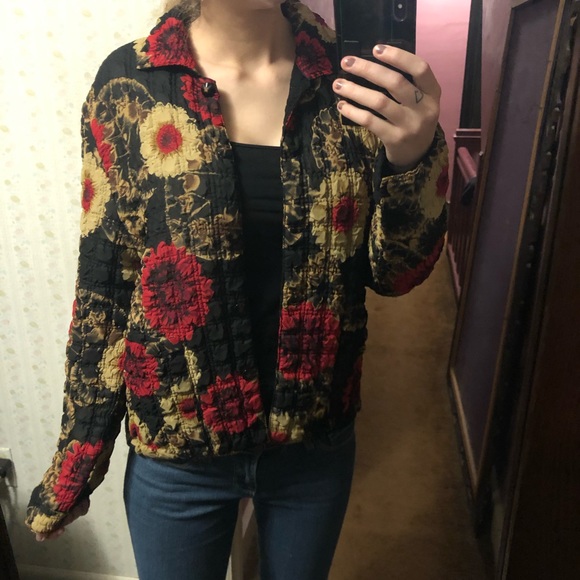 Thin Button Up Flower Jacket - Picture 3 of 7